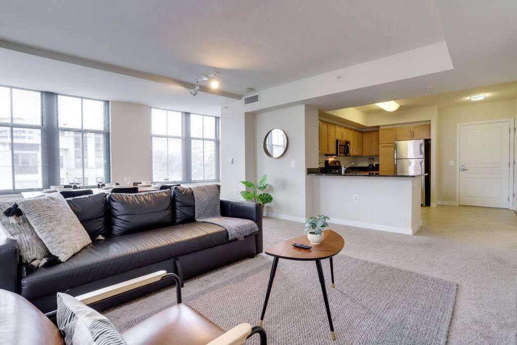 Fantastic 2 Bedroom Condo At Pentagon City Arlington Exteriér fotografie