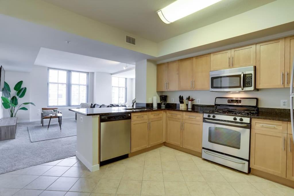 Fantastic 2 Bedroom Condo At Pentagon City Arlington Exteriér fotografie